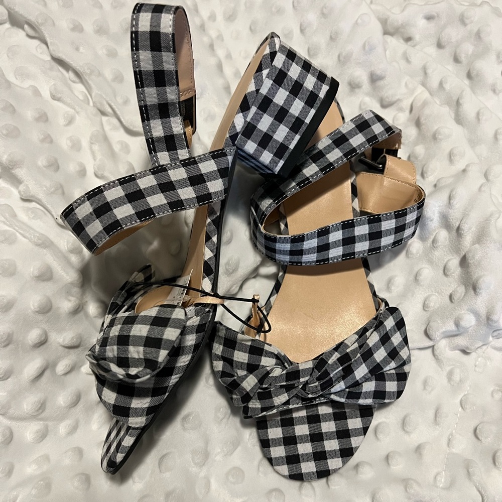 Ann Taylor checked shoes size 8